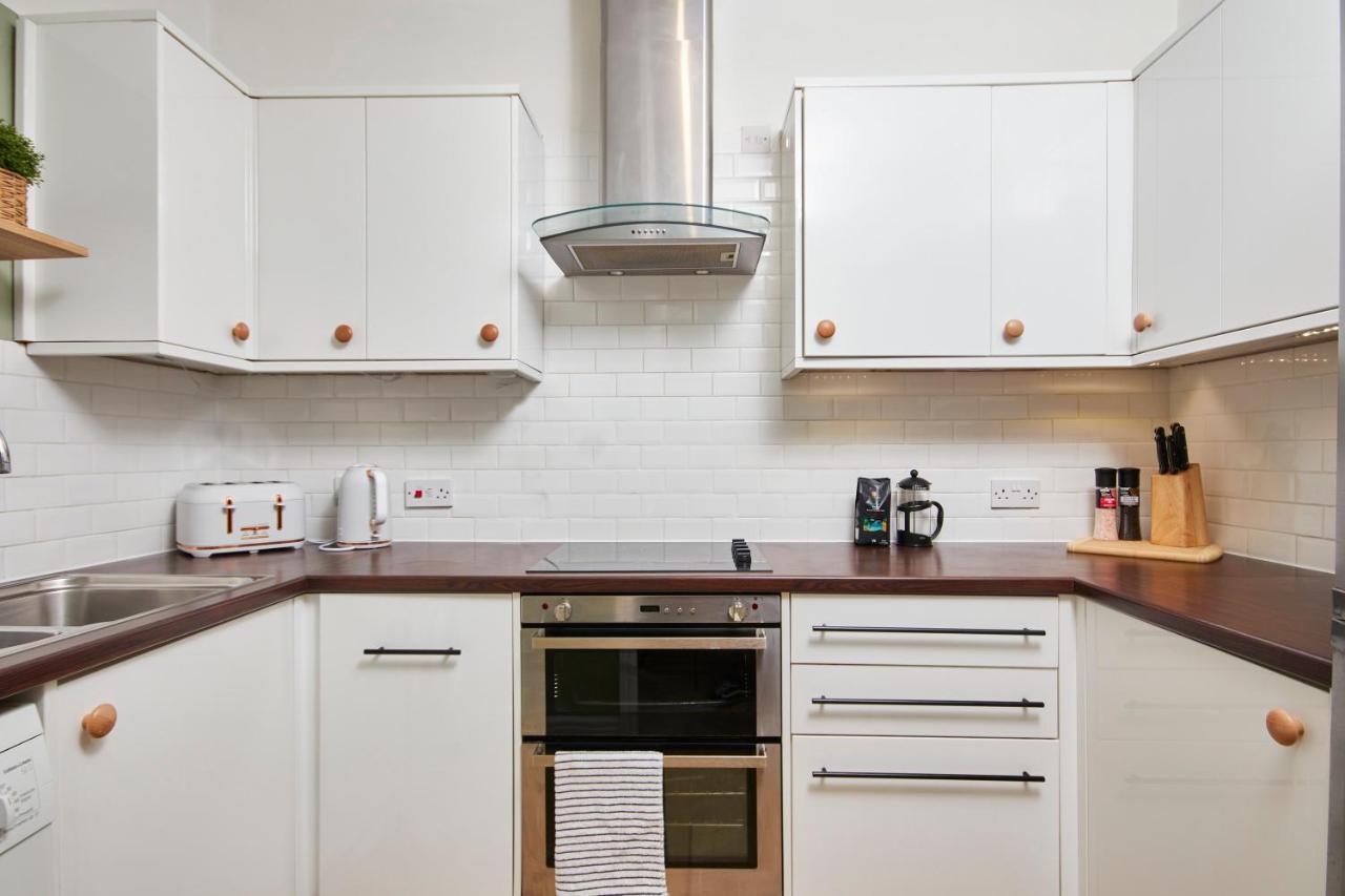 Wonderful Apartment In Bath With Garden - Sleeps 8 Екстер'єр фото