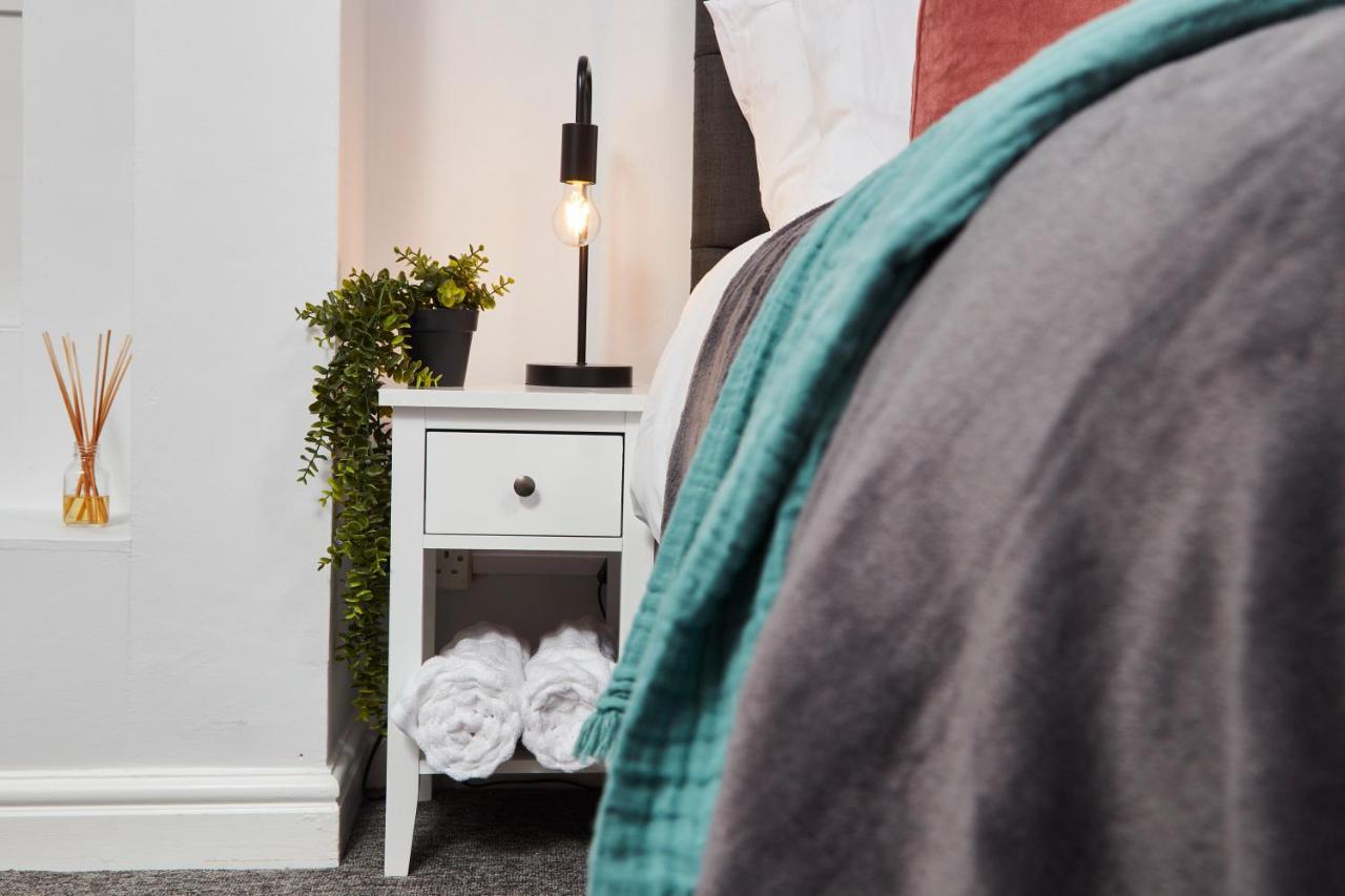 Wonderful Apartment In Bath With Garden - Sleeps 8 Екстер'єр фото