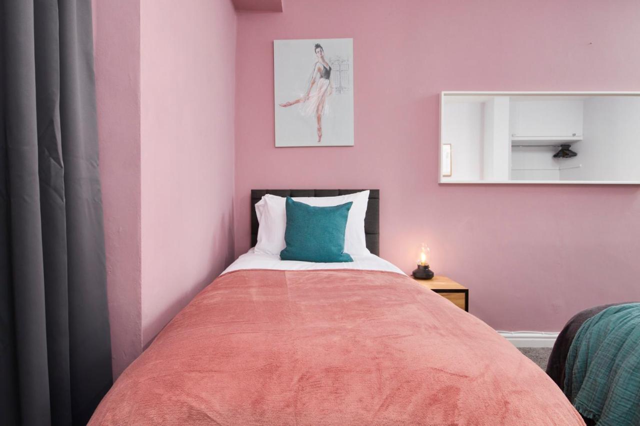 Wonderful Apartment In Bath With Garden - Sleeps 8 Екстер'єр фото