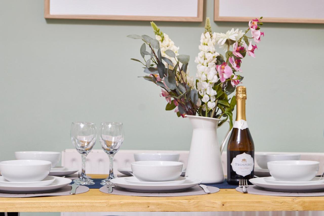 Wonderful Apartment In Bath With Garden - Sleeps 8 Екстер'єр фото
