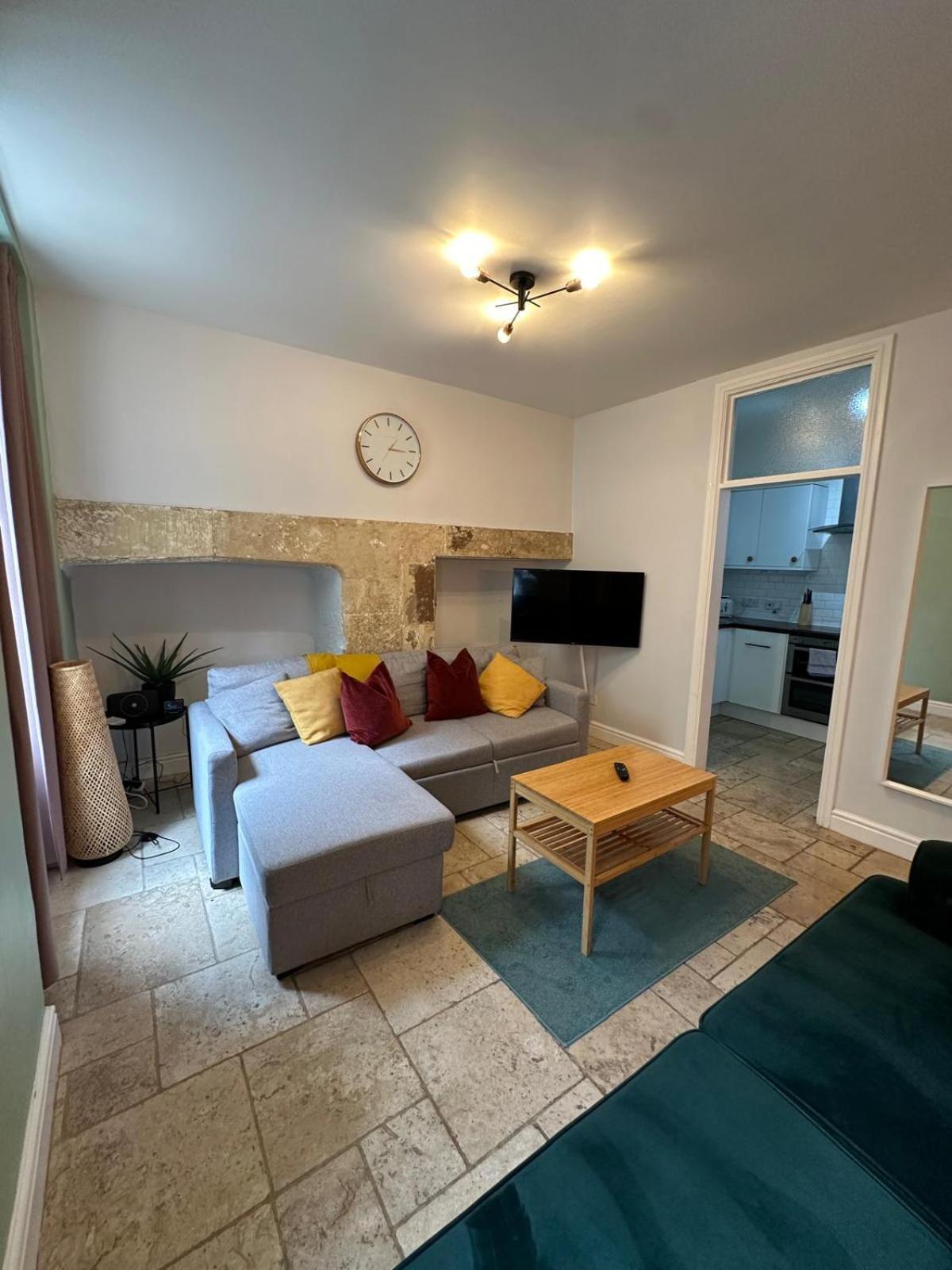 Wonderful Apartment In Bath With Garden - Sleeps 8 Екстер'єр фото